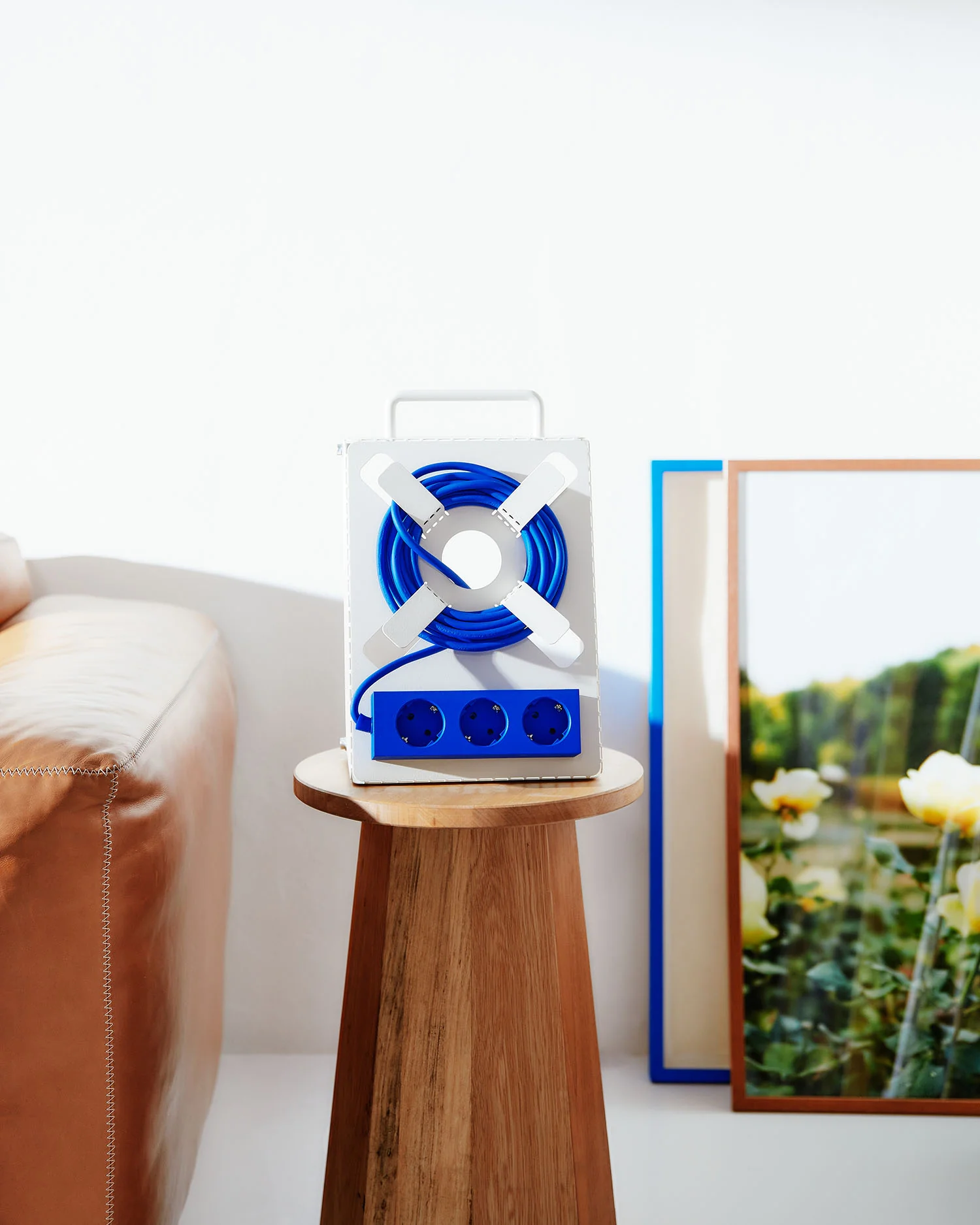Cable Stand - Pearl - Image 4